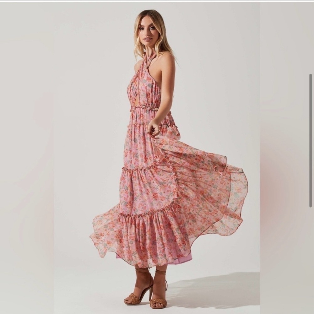NWT ASTR The Label Jaidee Floral Tiered Halter Maxi Dress Cottagecore XS - Picture 5 of 13